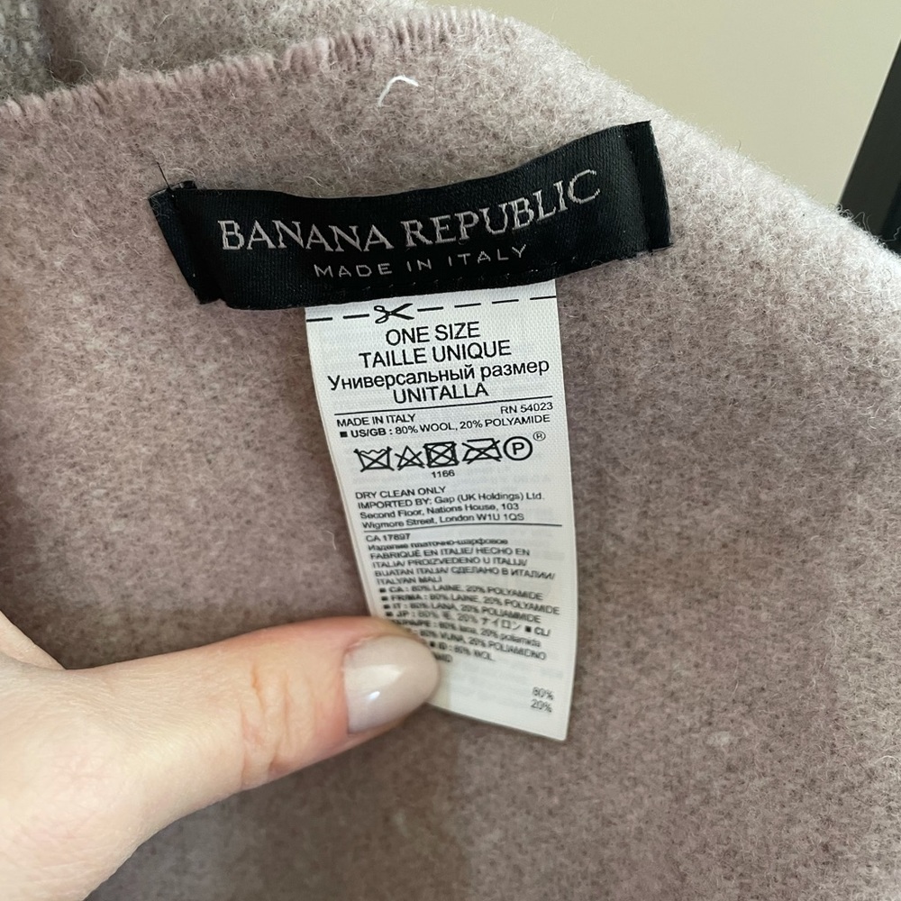 Wrap/poncho - Picture 2 of 2